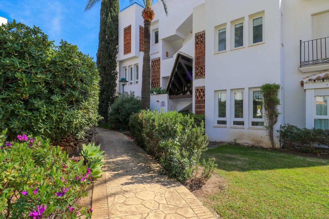 Beachfront Luxury - Monteros Palm * Marbella