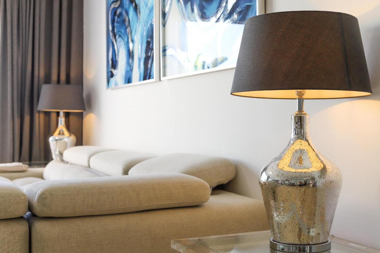Beachfront Luxury - Monteros Palm Apartment