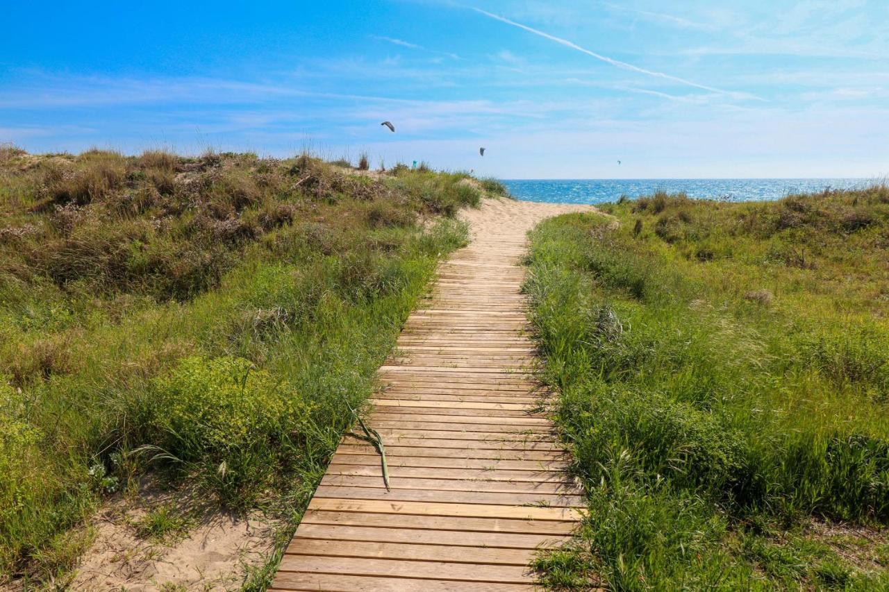 Beachfront Luxury - Monteros Palm Apartment Marbella