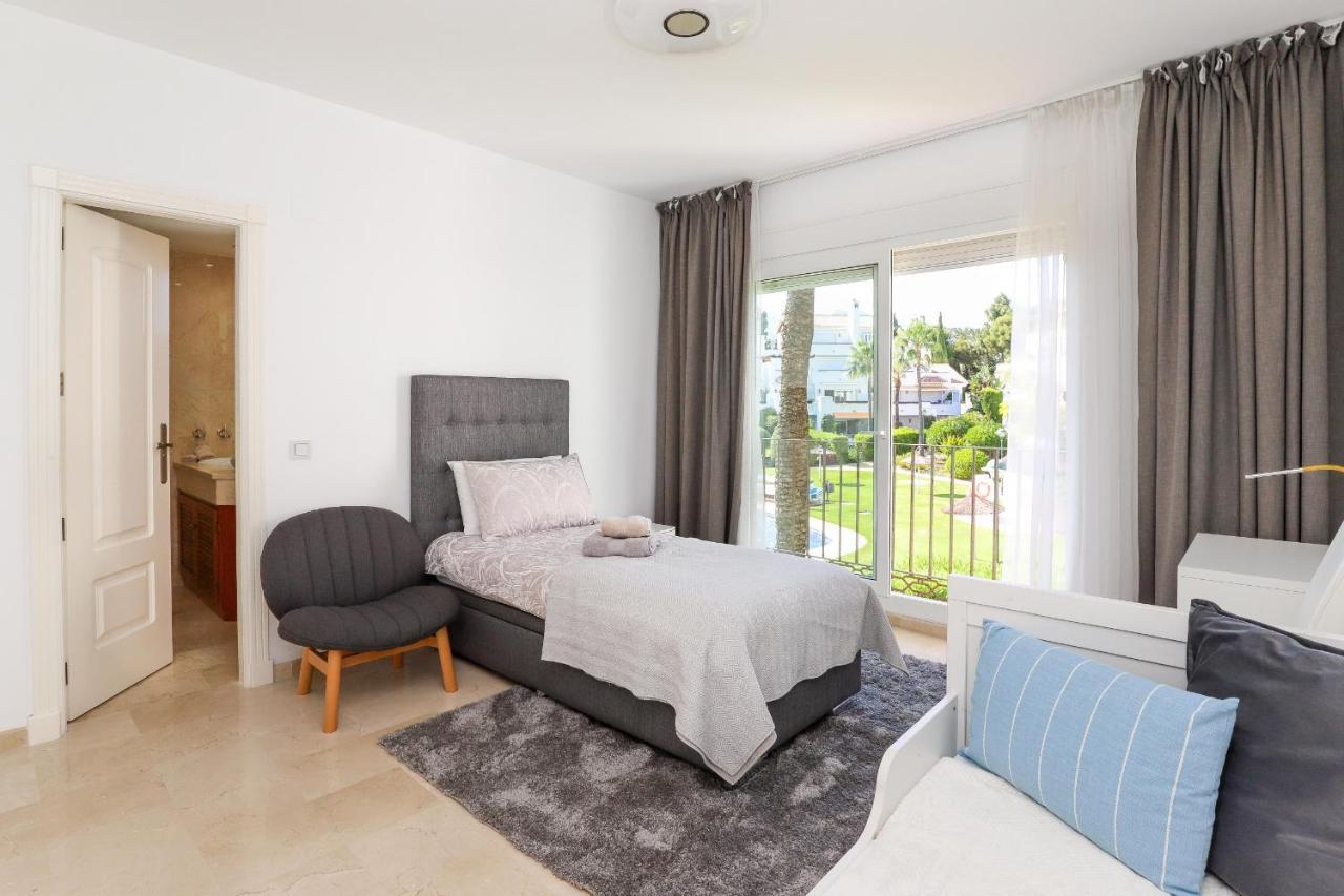 Beachfront Luxury - Monteros Palm * Marbella